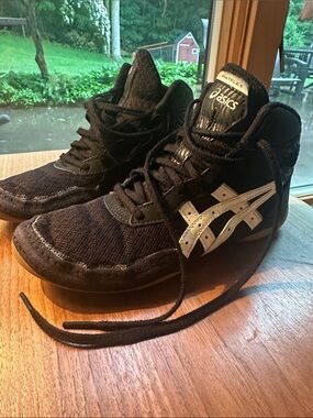 Asics Boy’s Black Athletic Wrestling Shoes with White Stripes